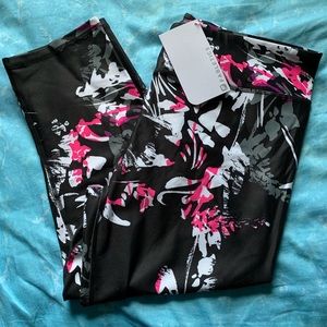Fabletics Capri legging